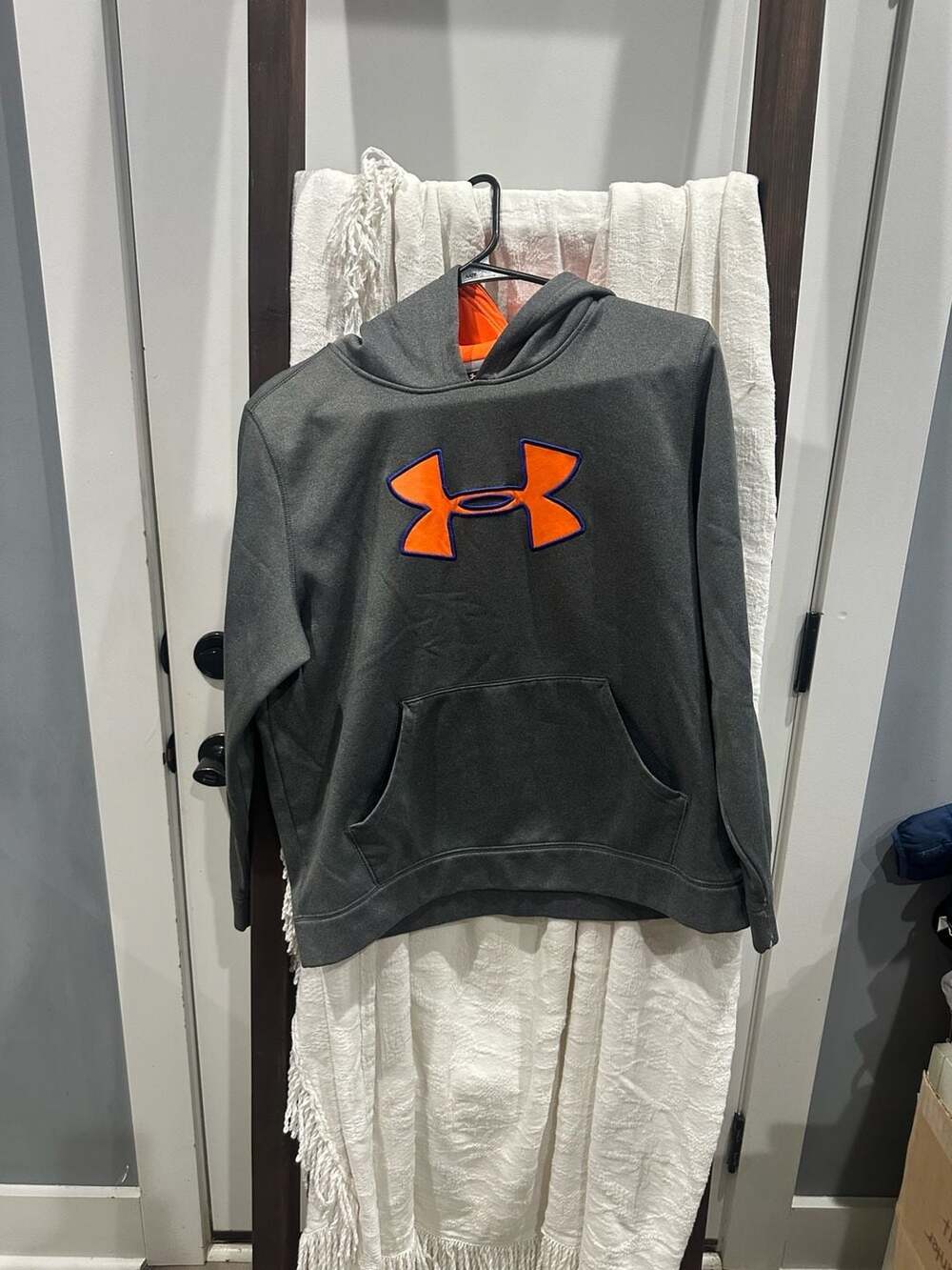 Under Armour Hoodie Size YLG Gray Orange Pullover Big Logo